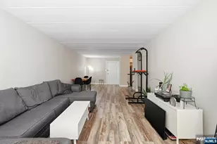 25 Jefferson Street 2F, Hackensack, NJ 07601 - Photo 16