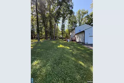 61 Heatherhill Lane, Woodcliff Lake, NJ 07677 - Photo 24
