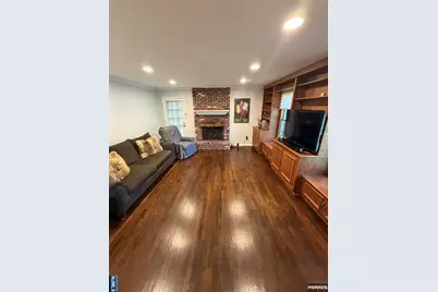 61 Heatherhill Lane, Woodcliff Lake, NJ 07677 - Photo 10
