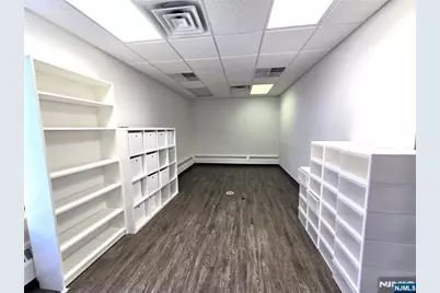 140 Sylvan Avenue, Englewood Cliffs, NJ 07632 - Photo 14