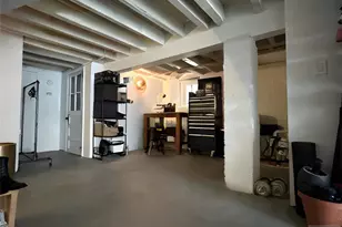 66 Irving St, Jersey City, NJ 07307 - Photo 20