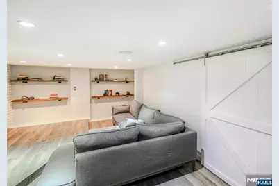 8 Birchwood, North Caldwell, NJ 07006 - Photo 6