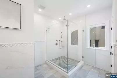 34 Lafayette Avenue, Cliffside Park, NJ 07010 - Photo 24