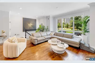 34 Lafayette Avenue, Cliffside Park, NJ 07010 - Photo 4