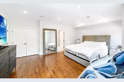 34 Lafayette Avenue, Cliffside Park, NJ 07010 - Photo 20