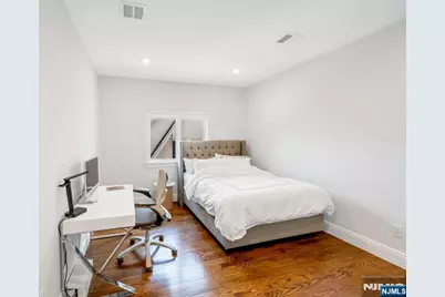 34 Lafayette Avenue, Cliffside Park, NJ 07010 - Photo 28