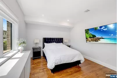 34 Lafayette Avenue, Cliffside Park, NJ 07010 - Photo 26