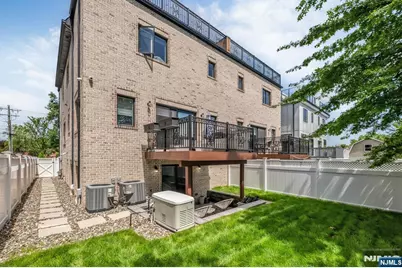 34 Lafayette Avenue, Cliffside Park, NJ 07010 - Photo 40
