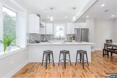 2389 3rd Street, Fort Lee, NJ 07024 - Photo 36