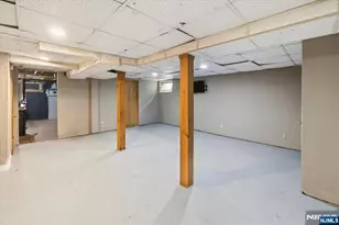203 Willow Ave, Hackensack, NJ 07601 - Photo 20