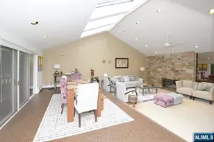 38 Griswold Pl, Glen Rock, NJ 07452 - Photo 2