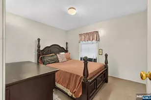 192 Dwight St, Jersey City, NJ 07305 - Photo 30