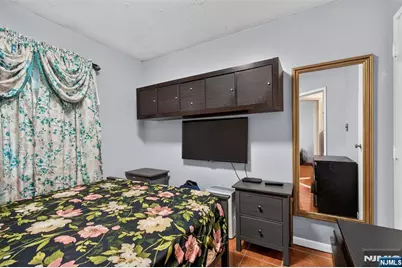 192 Dwight Street, Jersey City, NJ 07305 - Photo 20