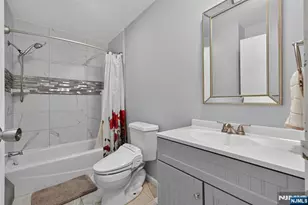 192 Dwight St, Jersey City, NJ 07305 - Photo 14