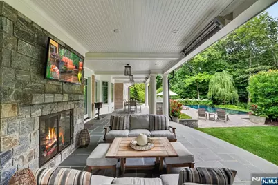 555 Miller Court, Wyckoff Township, NJ 07481 - Photo 46