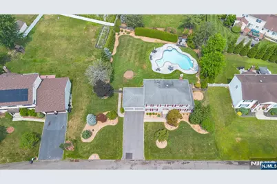 86 S Colonial Drive, Harrington Park, NJ 07640 - Photo 34