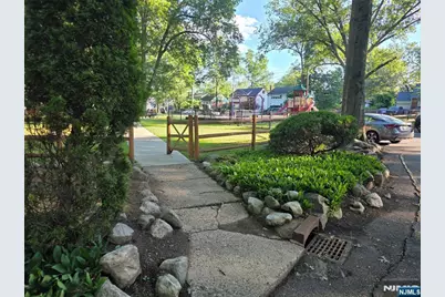 130 Greenbrook 4A #4A, Englewood, NJ 07631 - Photo 4