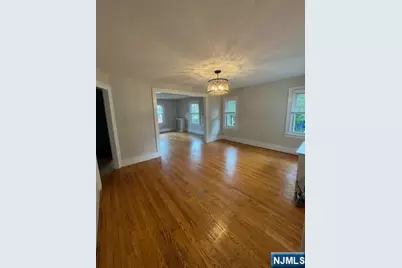 773 Bloomfield Avenue 1 #1, Verona, NJ 07044 - Photo 4