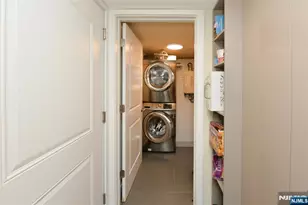 38-55 Van Riper Pl, Fair Lawn, NJ 07410 - Photo 20