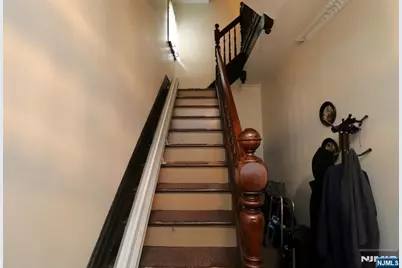 15 Darcy Street, Newark, NJ 07105 - Photo 8
