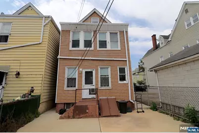 15 Darcy Street, Newark, NJ 07105 - Photo 6