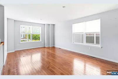 295 N 10th Street, Newark, NJ 07107 - Photo 4