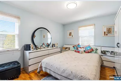 92 Phillips Avenue, South Hackensack Township, NJ 07606 - Photo 16