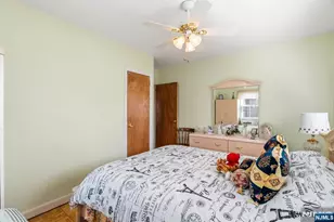 92 Phillips Ave, South Hackensack Township, NJ 07606 - Photo 8