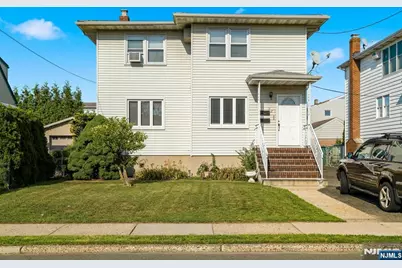 92 Phillips Avenue, South Hackensack Township, NJ 07606 - Photo 4