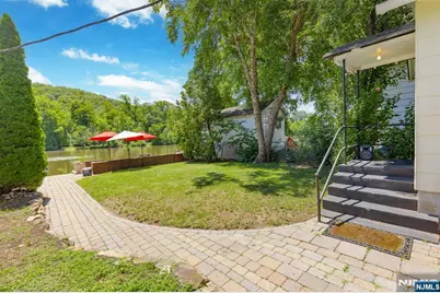 47 Lakeview Terrace, Oakland, NJ 07436 - Photo 4