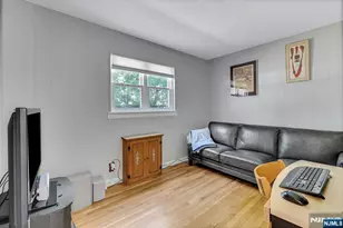 32-15 Southern Dr, Fair Lawn, NJ 07410 - Photo 10