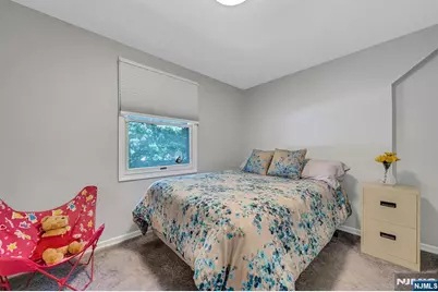 32-15 Southern Drive, Fair Lawn, NJ 07410 - Photo 14