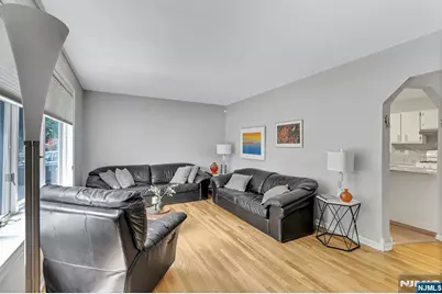 32-15 Southern Drive, Fair Lawn, NJ 07410 - Photo 4