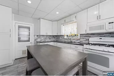 233 Maple Street, Kearny, NJ 07032 - Photo 14