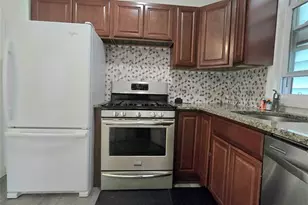 24 Harrison Pl, Clifton, NJ 07011 - Photo 4