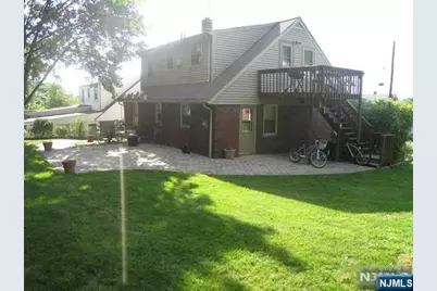 128 Joanne Terrace, Garfield, NJ 07026 - Photo 4