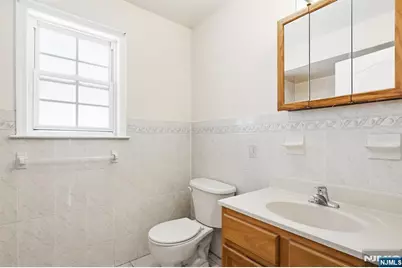 17 Chester Avenue, Newark, NJ 07104 - Photo 14