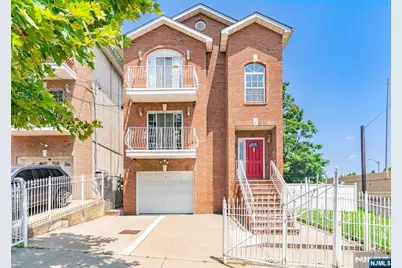 17 Chester Avenue, Newark, NJ 07104 - Photo 2