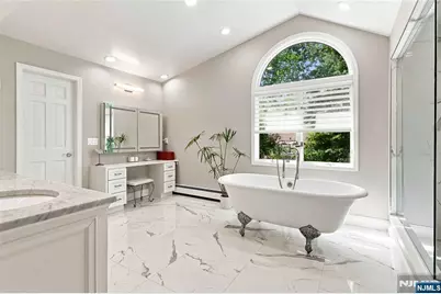 700 Oak Lane, Franklin Lakes, NJ 07417 - Photo 26