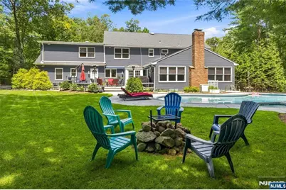 700 Oak Lane, Franklin Lakes, NJ 07417 - Photo 4