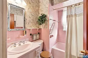 404 Palmer Ave, Maywood, NJ 07607 - Photo 18