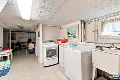 404 Palmer Avenue, Maywood, NJ 07607 - Photo 24