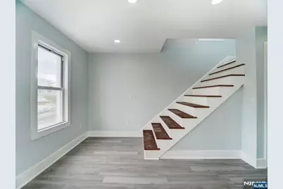 351 Railroad Avenue 2 #2, Hackensack, NJ 07601 - Photo 4