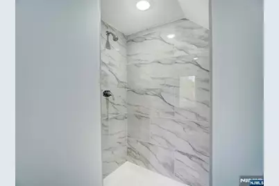 351 Railroad Avenue 2 #2, Hackensack, NJ 07601 - Photo 18