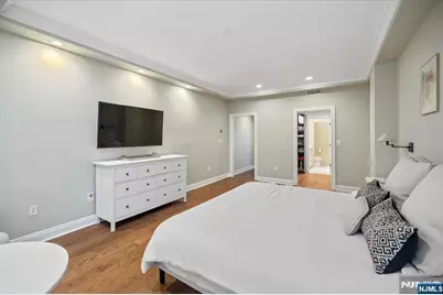 208 Shearwater Court 15 #15, Jersey City, NJ 07305 - Photo 24