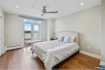208 Shearwater Court 15 #15, Jersey City, NJ 07305 - Photo 34