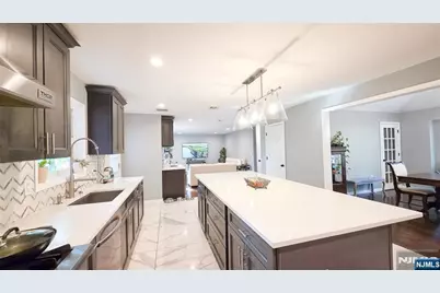 240 E Clinton Avenue, Tenafly, NJ 07670 - Photo 14