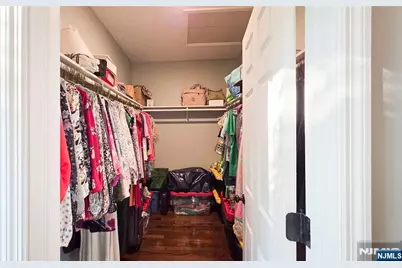 240 E Clinton Avenue, Tenafly, NJ 07670 - Photo 22