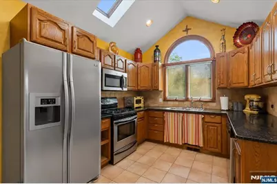 0-150 Tunbridge Road, Fair Lawn, NJ 07410 - Photo 12