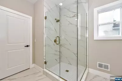 311 Harrison Avenue, Hasbrouck Heights, NJ 07604 - Photo 28